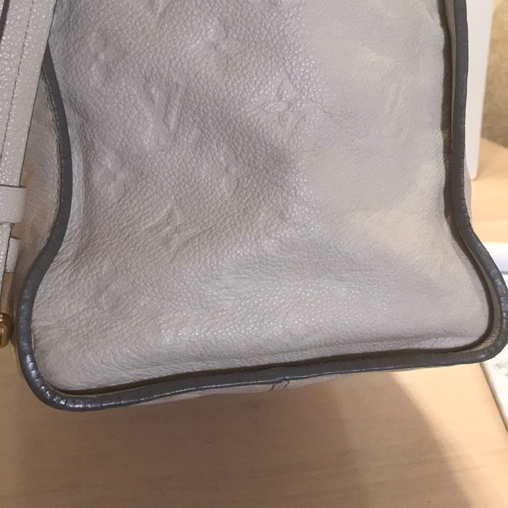 🎉HP🎉 🍾FIRM EUC Louis Vuitton Lumineuse Emp PM Tote #SP4161 - Picture 16 of 16